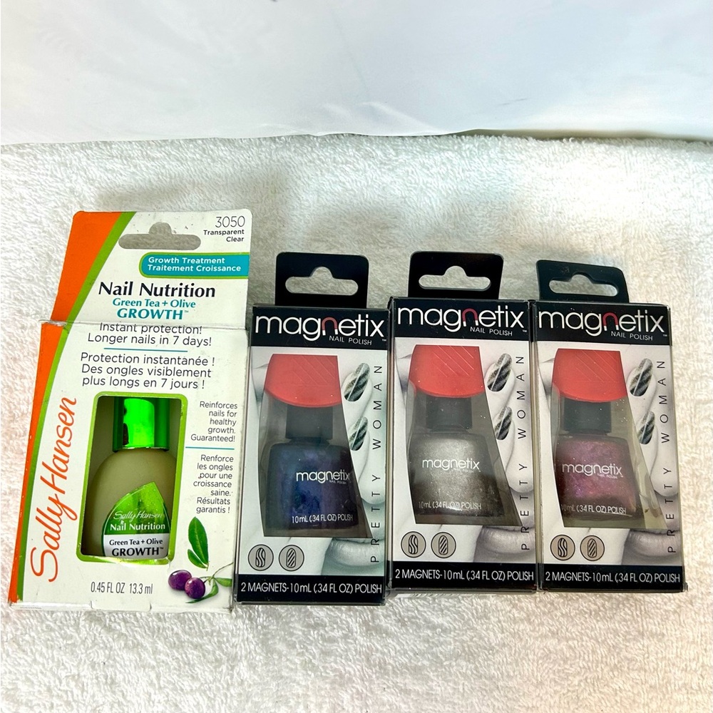 NIB Bundle of 4 Nail Products / Polish / Growth